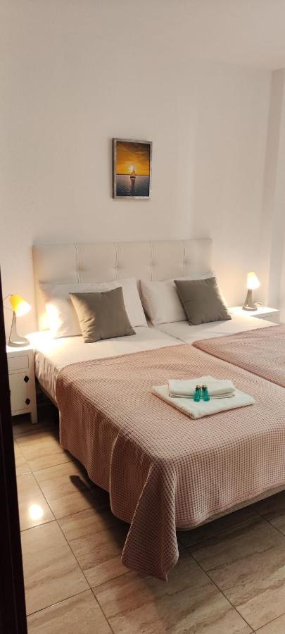 Lovely Primavera Palm Mar Apartment ภายนอก รูปภาพ